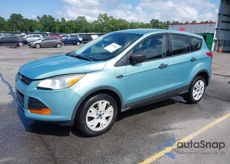 2013 Ford Escape S z USA, uszkodzony, nr VIN 1FMCU0F74DUD63613
